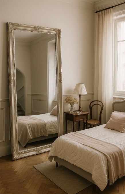 Antique Sienna Mirror White/Champagne