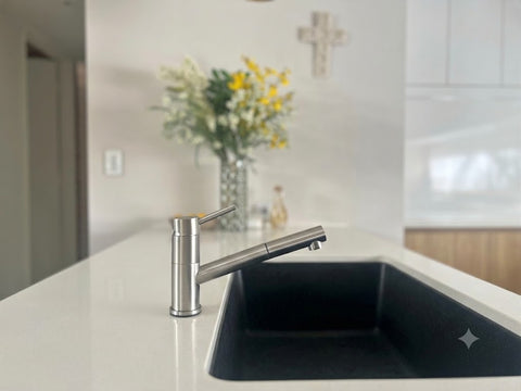 Essa -  Pullout Mixer Tap Stainless Steel