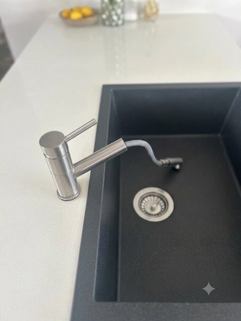 Essa -  Pullout Mixer Tap Stainless Steel