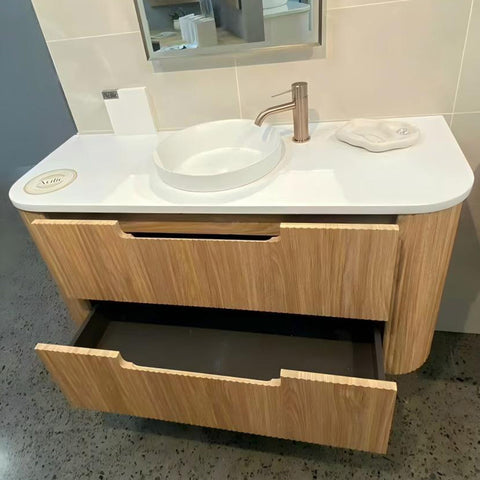 Aulic Varcelli Tier 900mm wall hung vanity in a bathroom setting